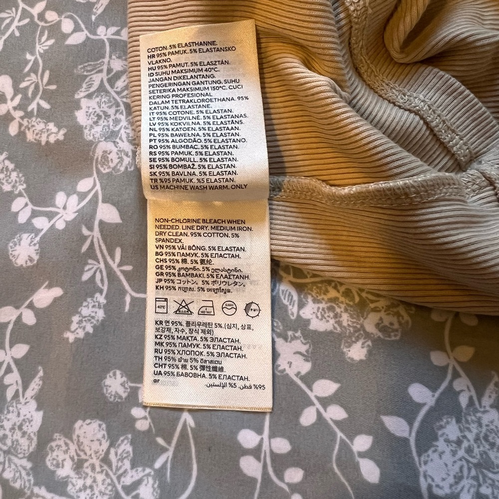 H&M Beige Ribbed Knit Top - Picture 4 of 6